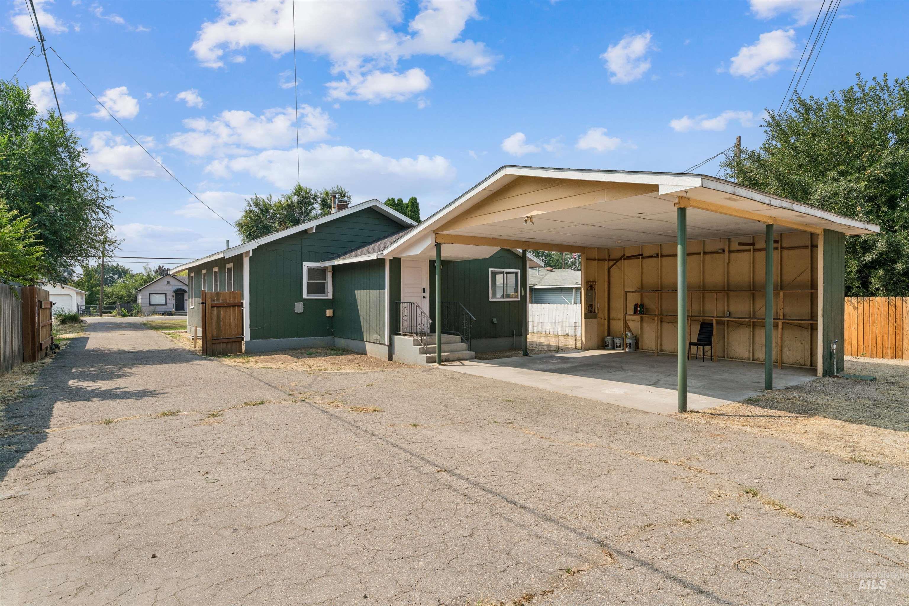 220 Lone Star Road Property Photo 31