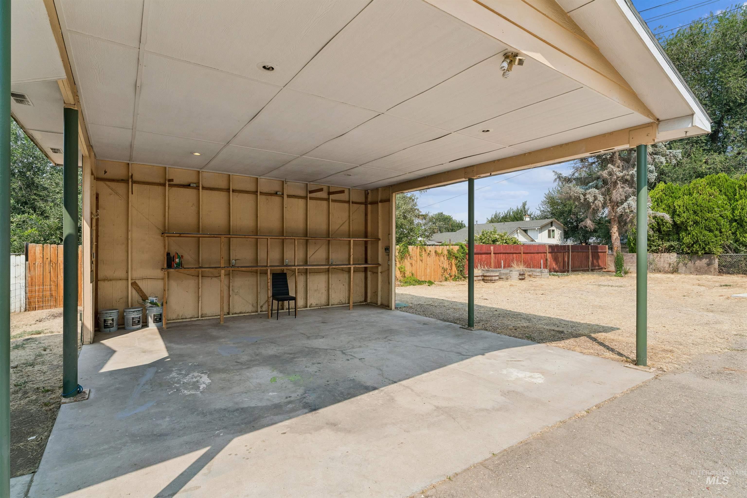 220 Lone Star Road Property Photo 33