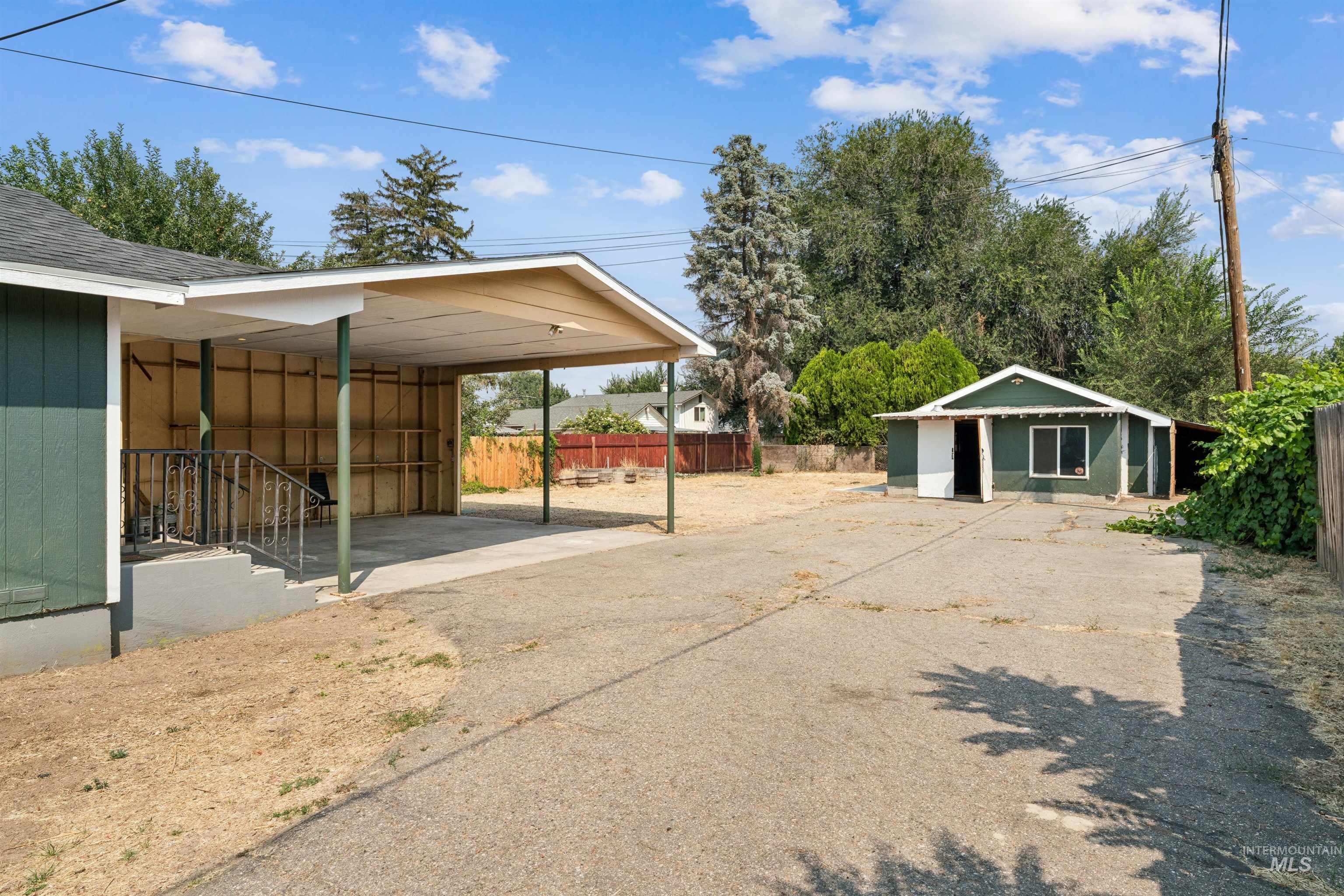 220 Lone Star Road Property Photo 34