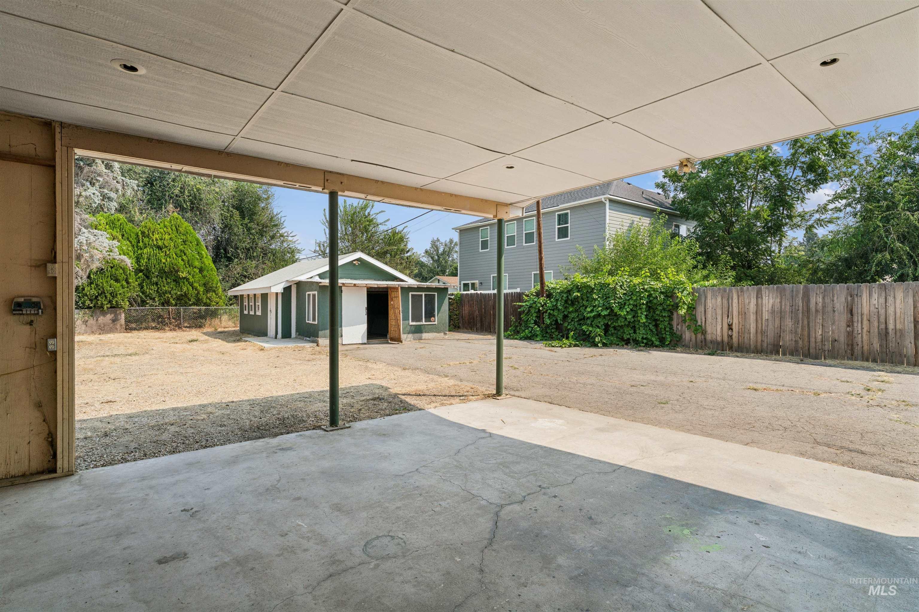 220 Lone Star Road Property Photo 35
