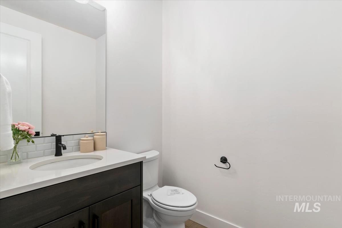 5903 S Apex Ave Property Photo 17
