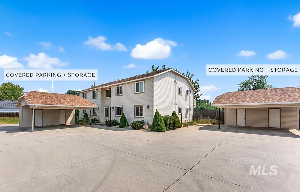2555 W Malad St Property Photo 2