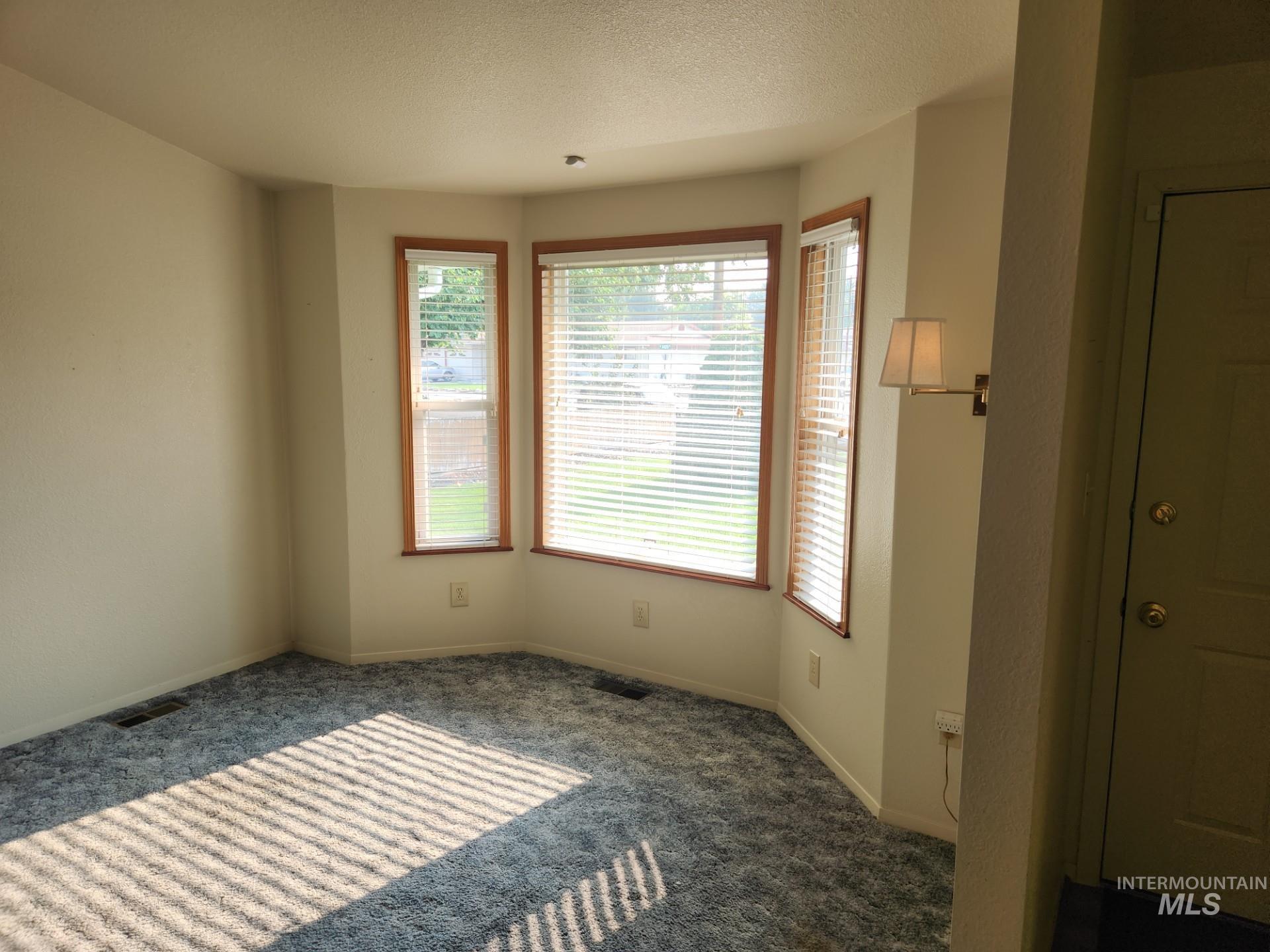 2061 N Todd Way Property Photo 2