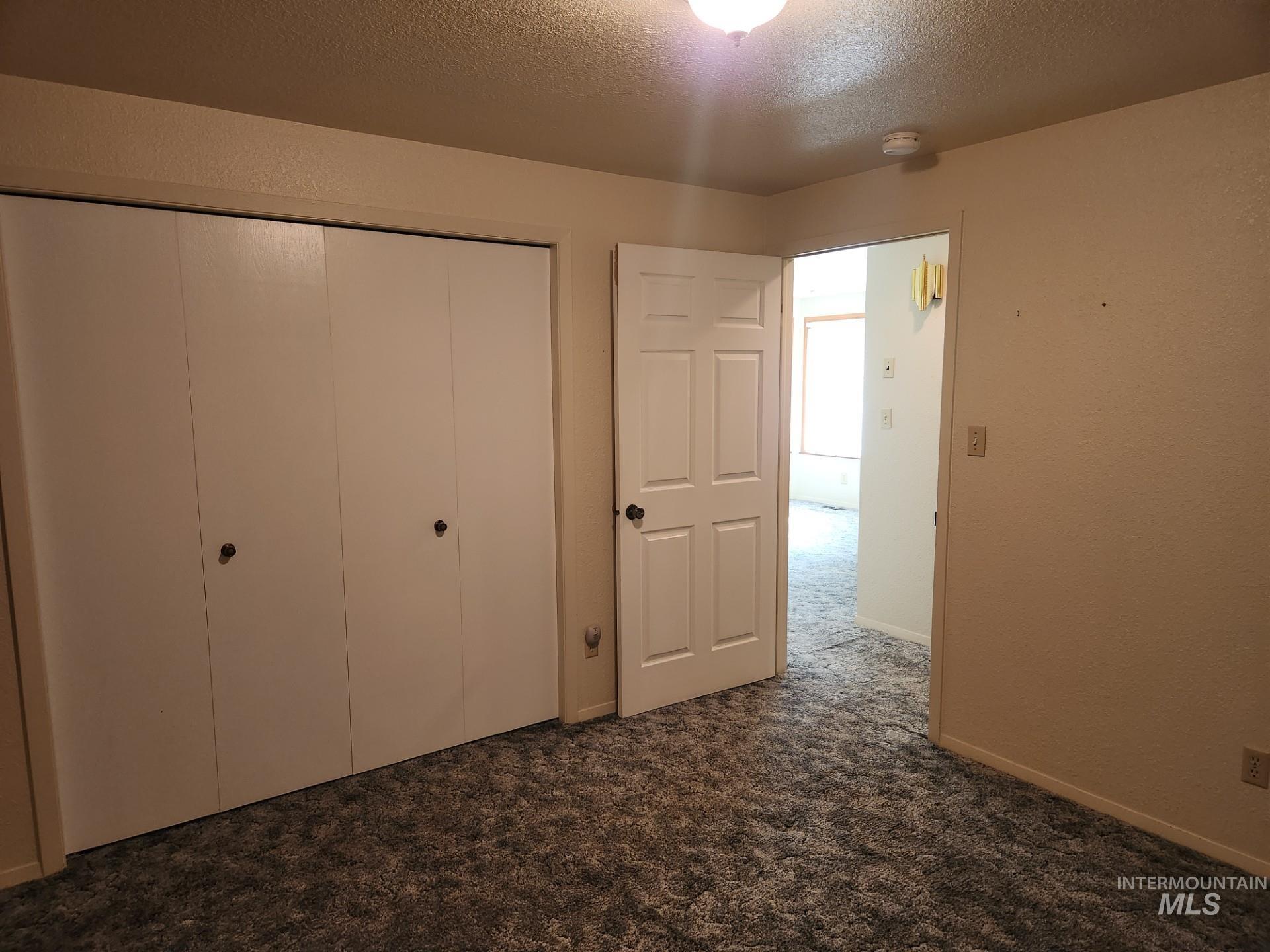 2061 N Todd Way Property Photo 7