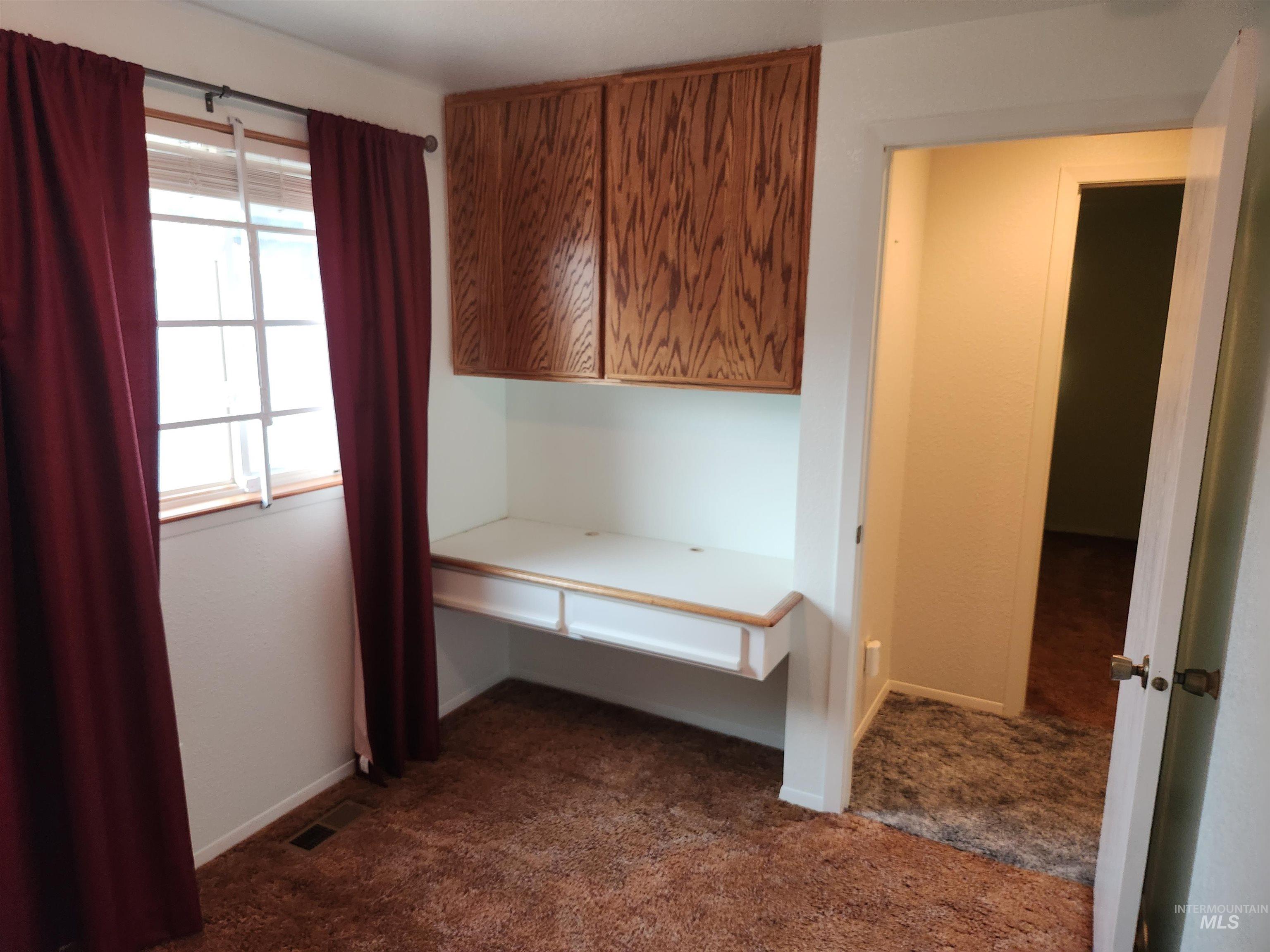 2061 N Todd Way Property Photo 8
