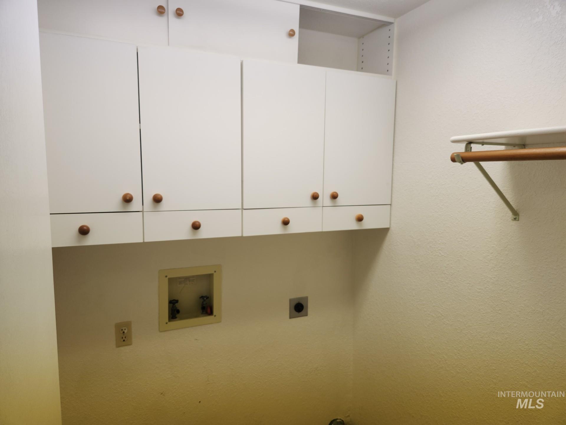 2061 N Todd Way Property Photo 10