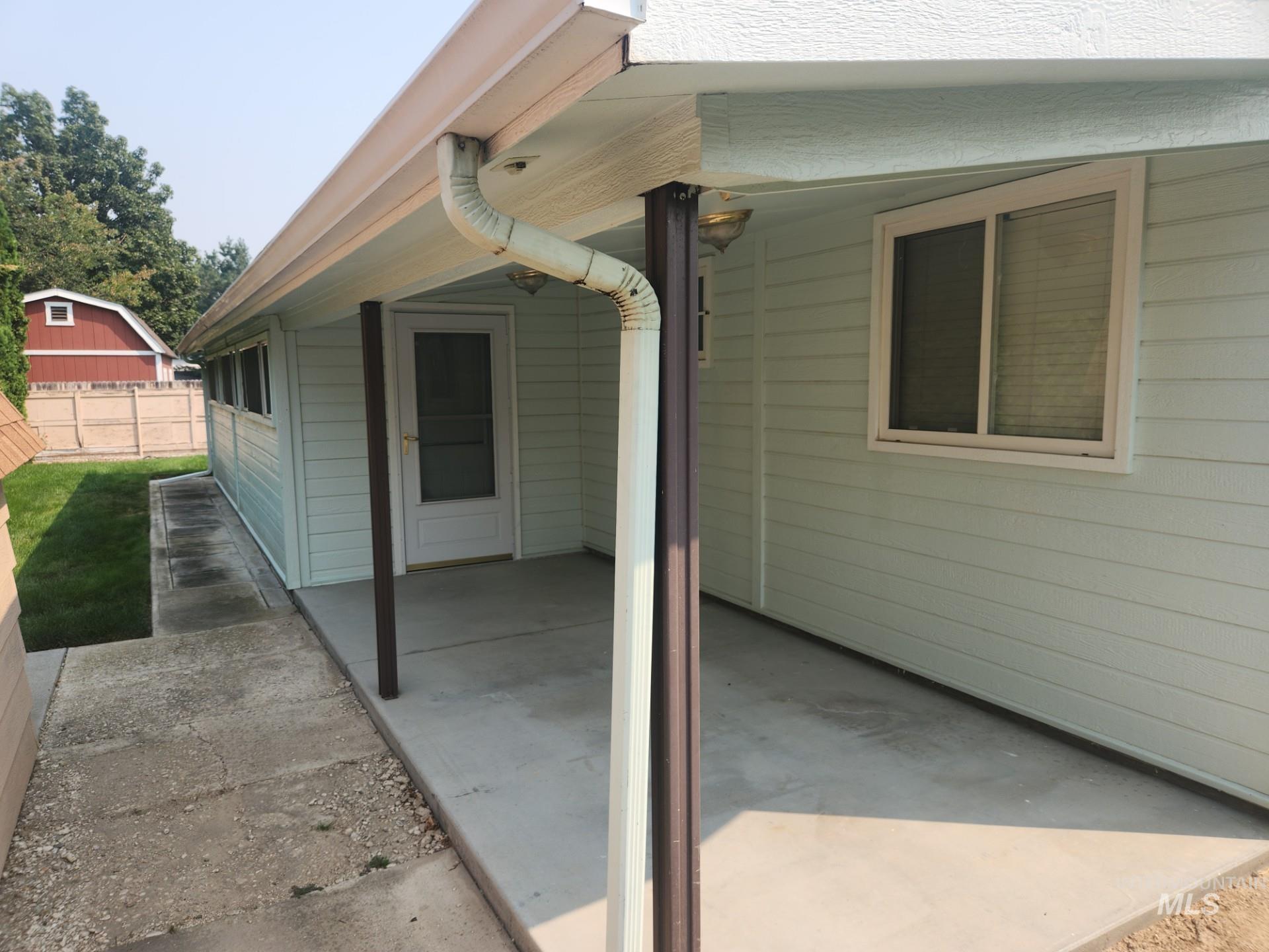 2061 N Todd Way Property Photo 13