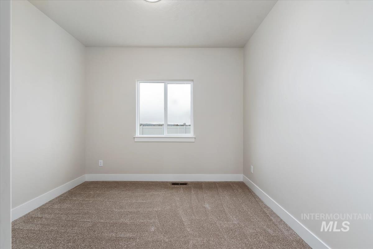 907 Sierra St Property Photo 25
