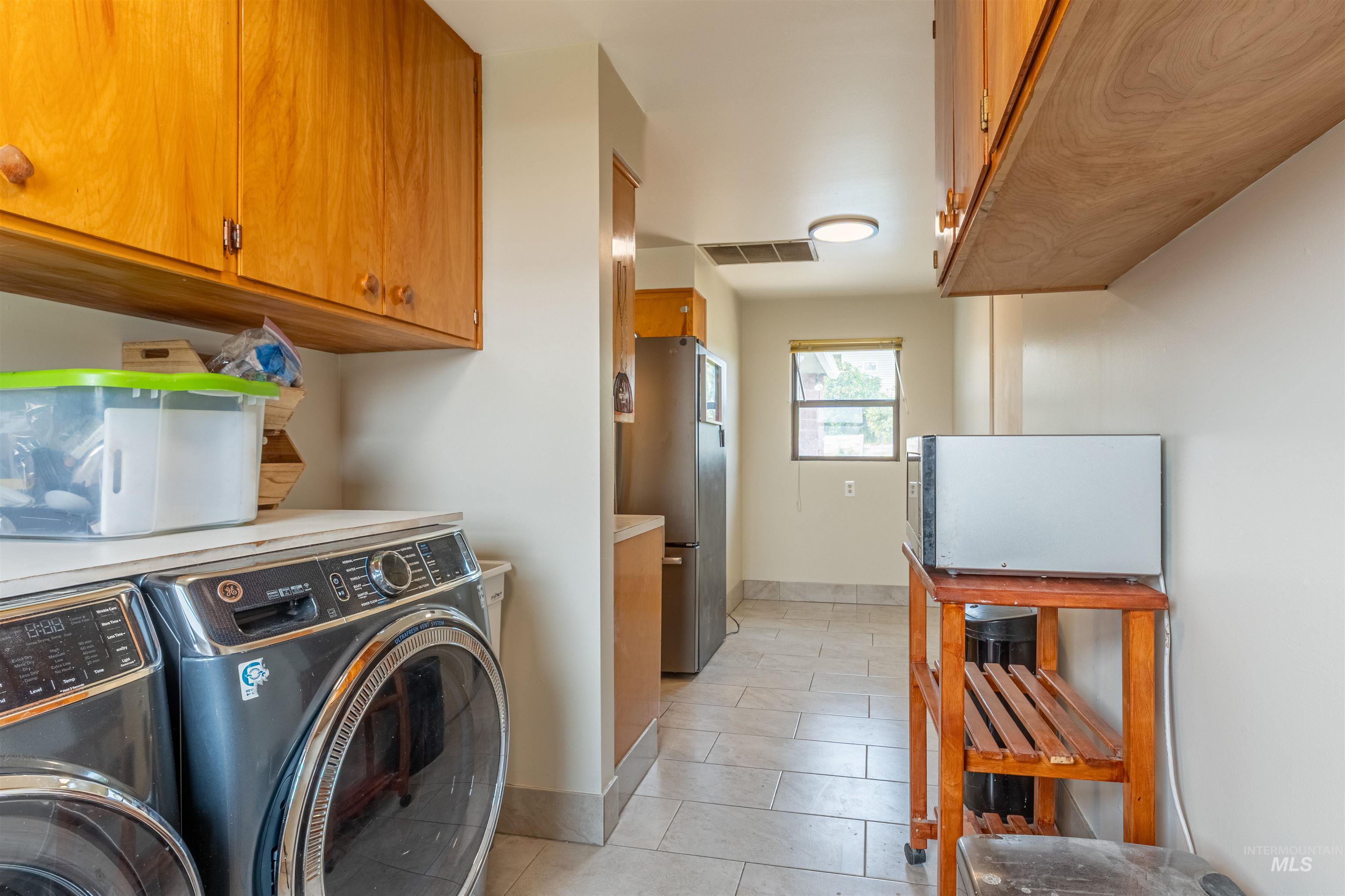 1880 Neal Drive Property Photo 13
