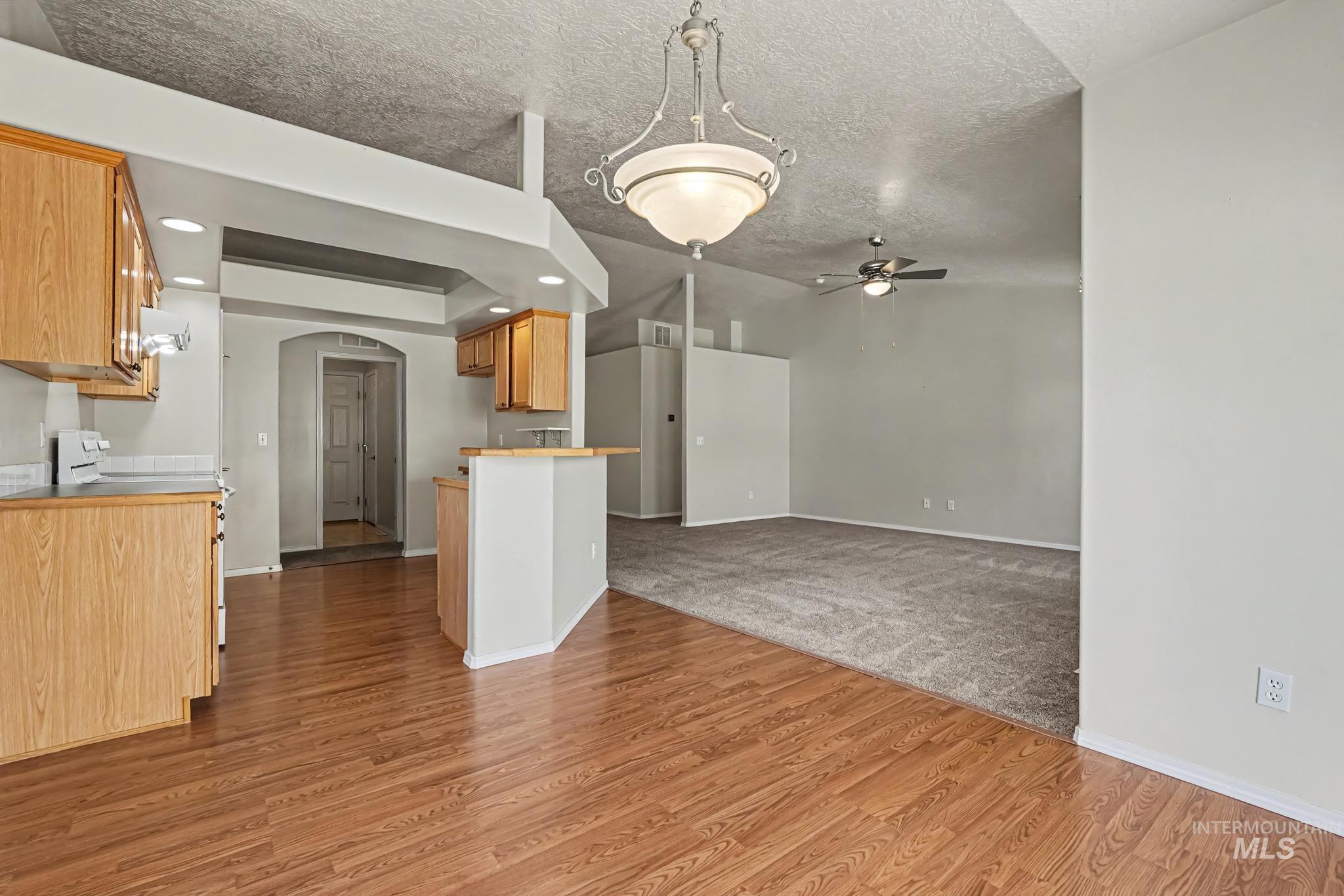 11938 Emerson St Property Photo 11