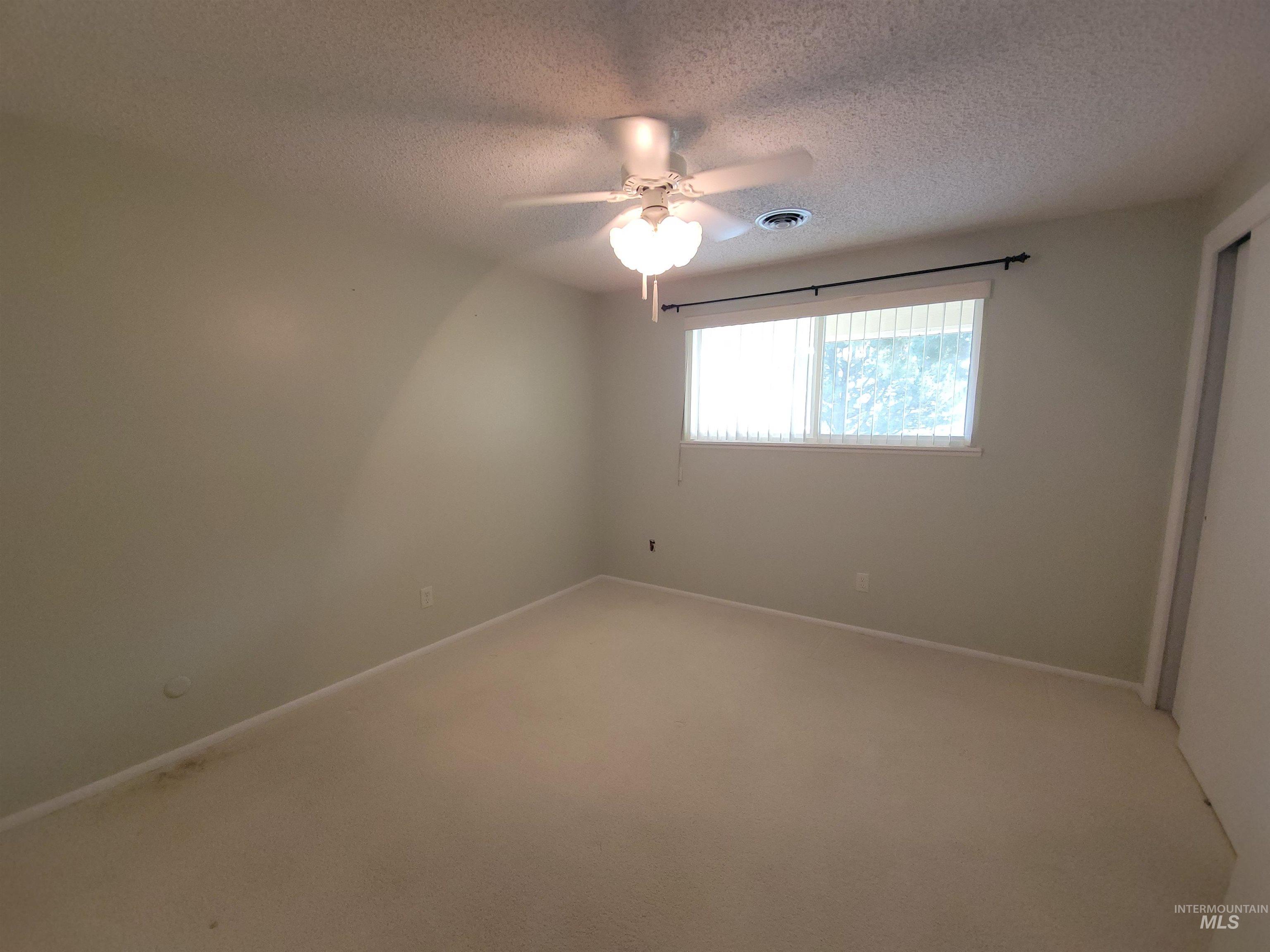 16658 Sage Acres Ln Property Photo 32