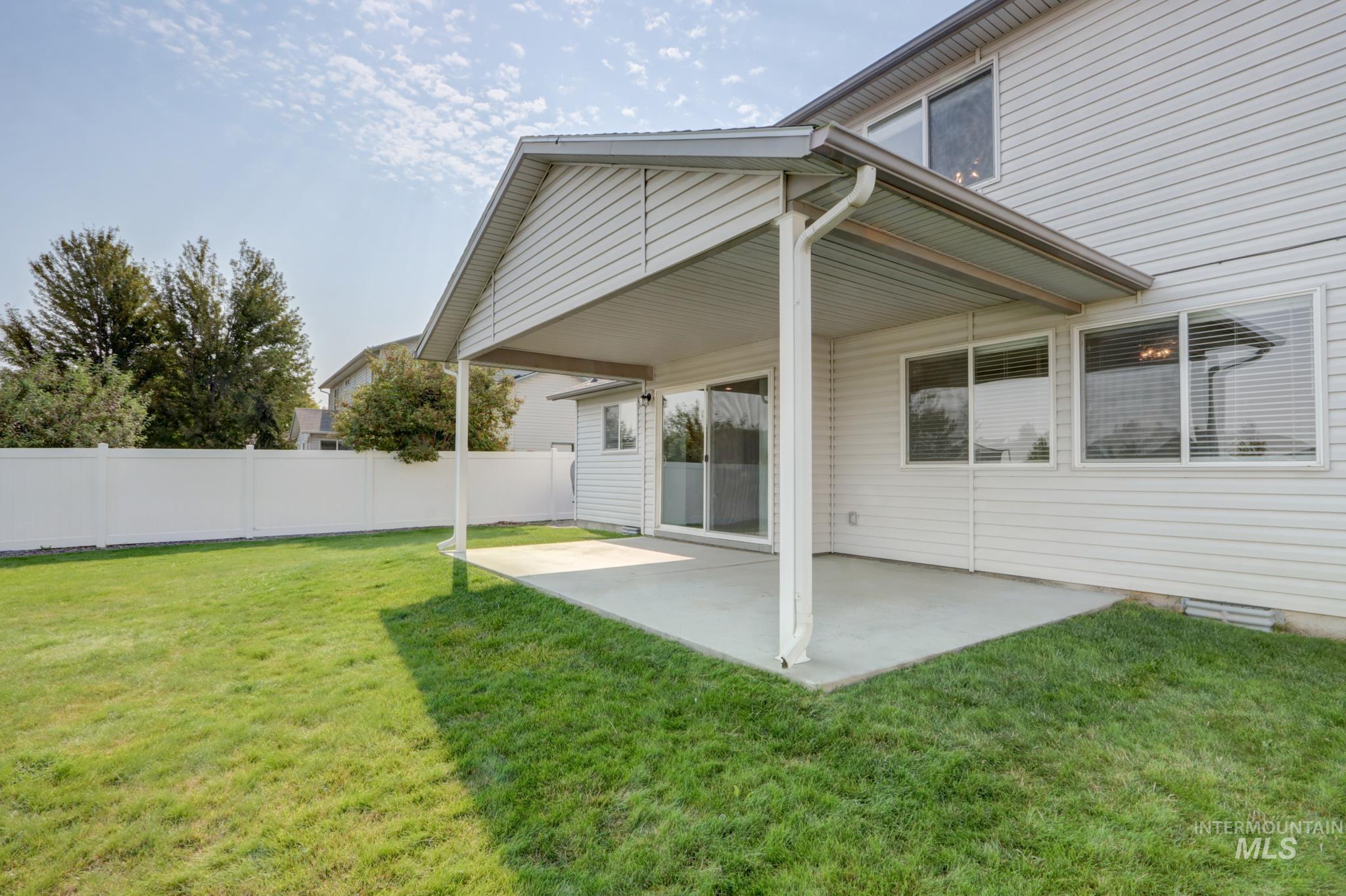 2976 W Wilder Property Photo 43