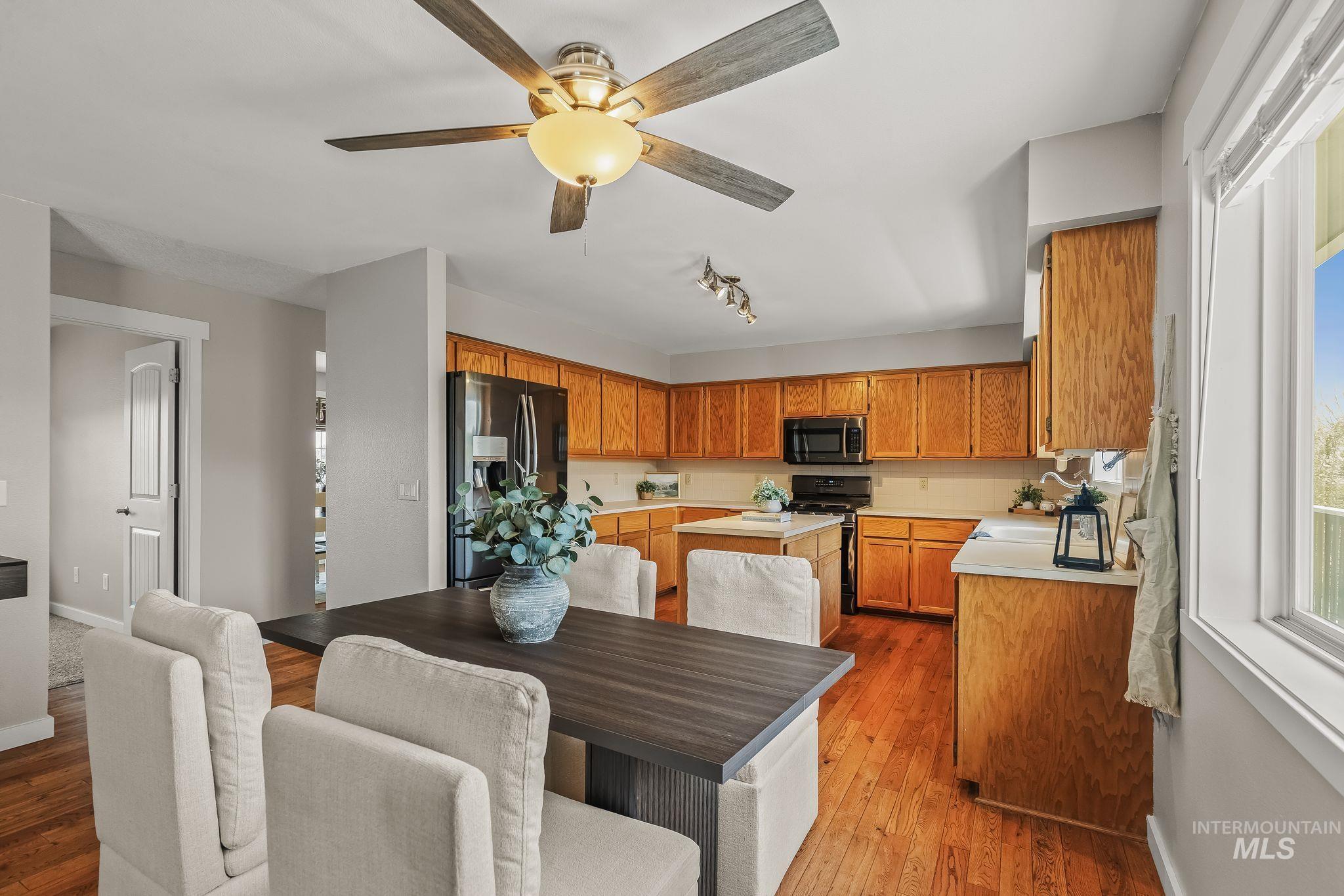 2901 Knollcrest Drive Property Photo 10