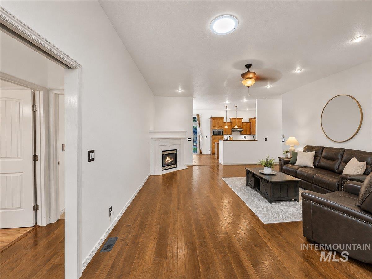 3471 E Beamer Court Property Photo 6