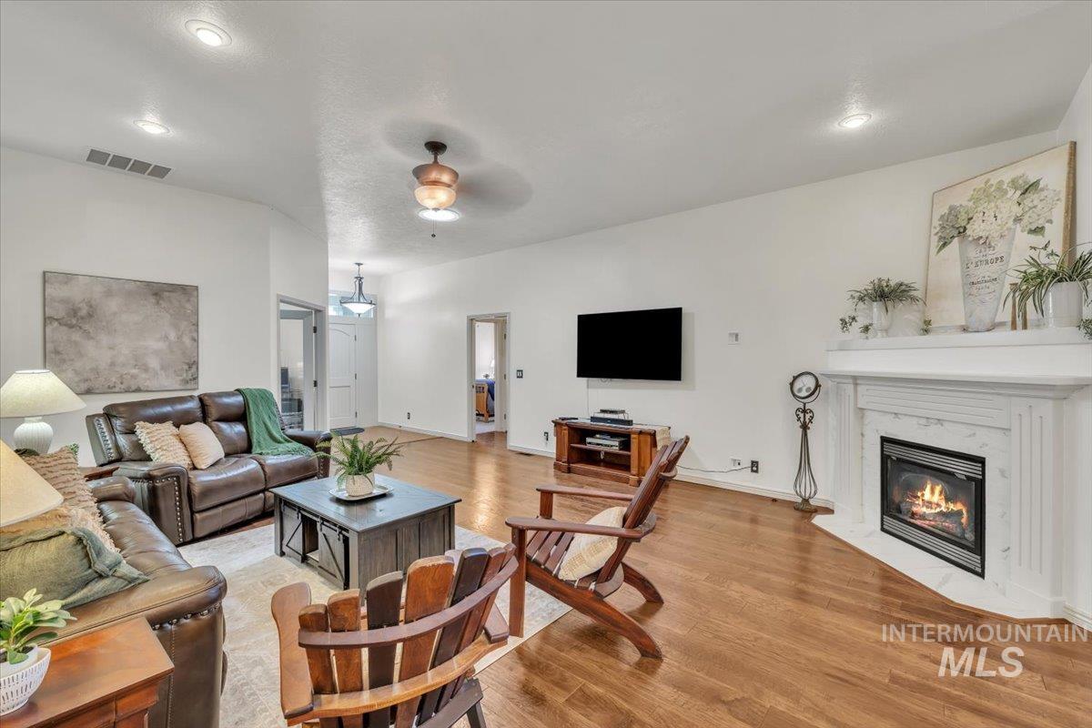 3471 E Beamer Court Property Photo 8