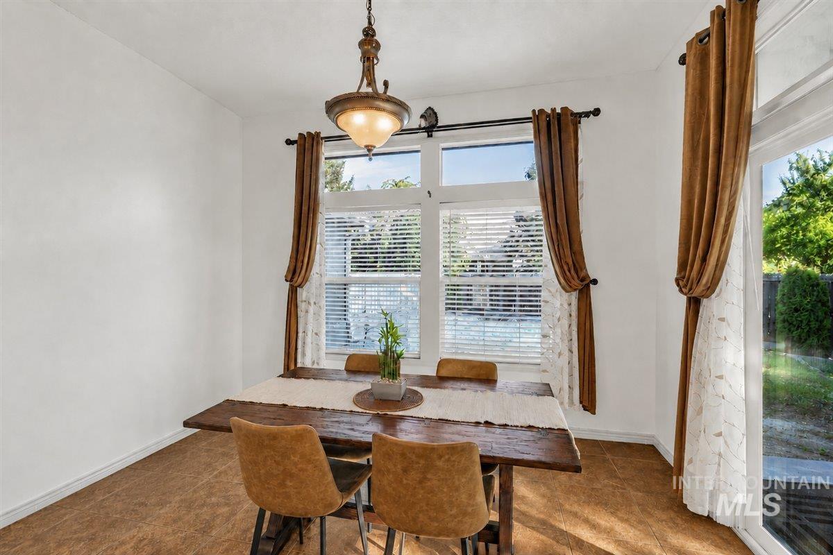 3471 E Beamer Court Property Photo 11