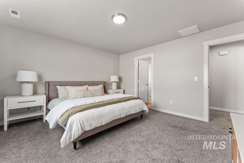 5796 N Oakstone Ave Property Photo 11
