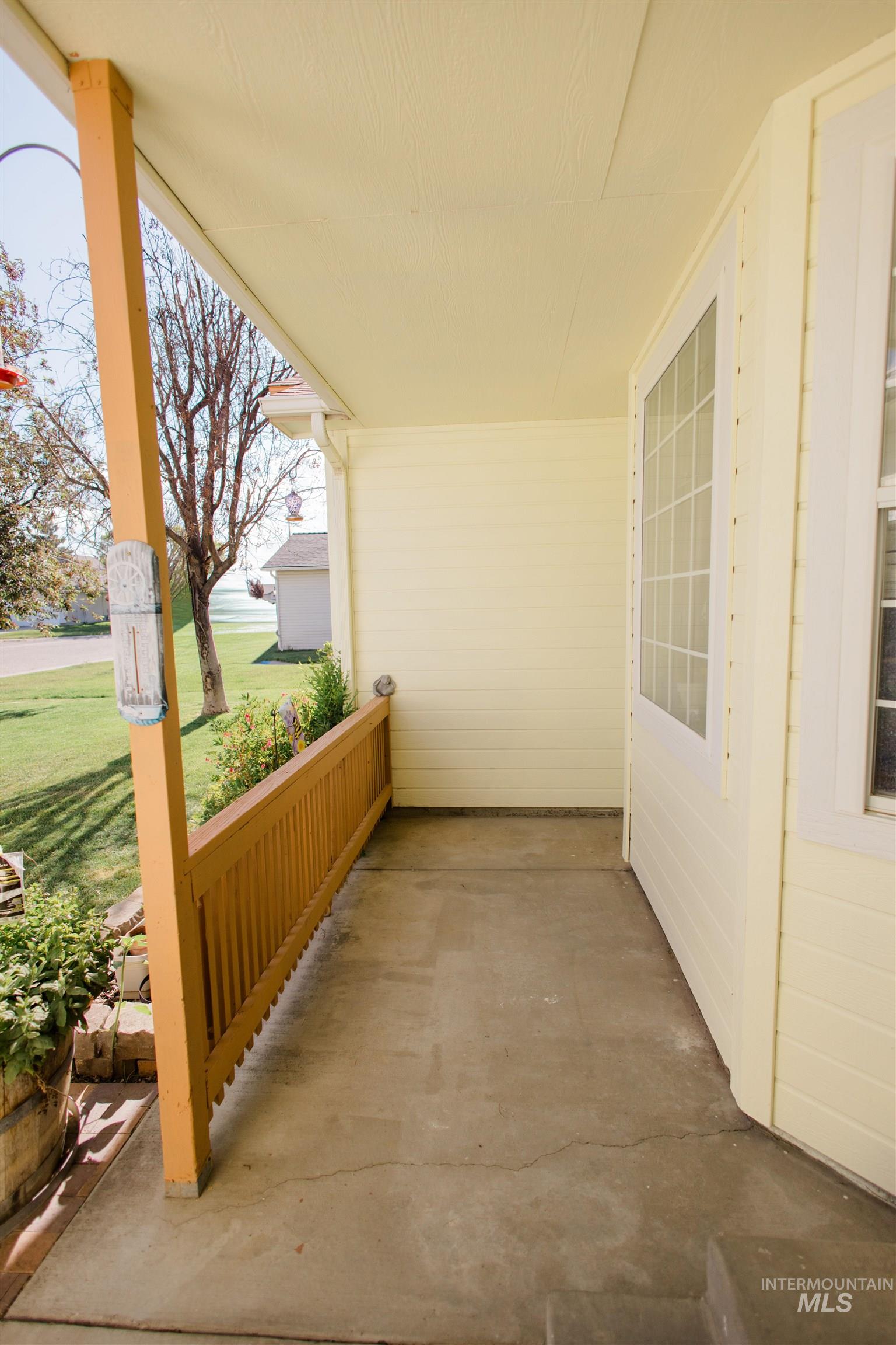 1760 Peregrine Drive Property Photo 4