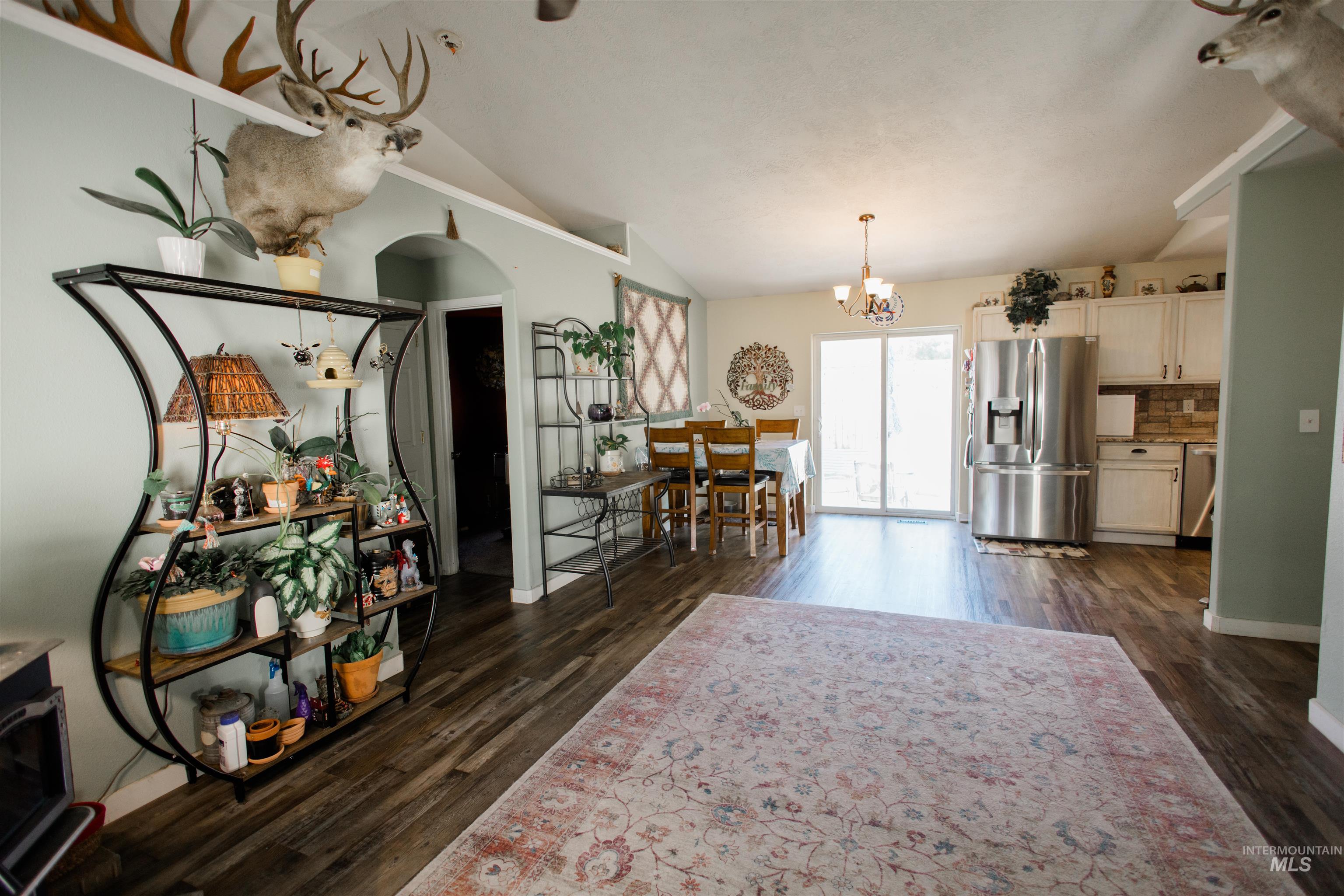 1760 Peregrine Drive Property Photo 11