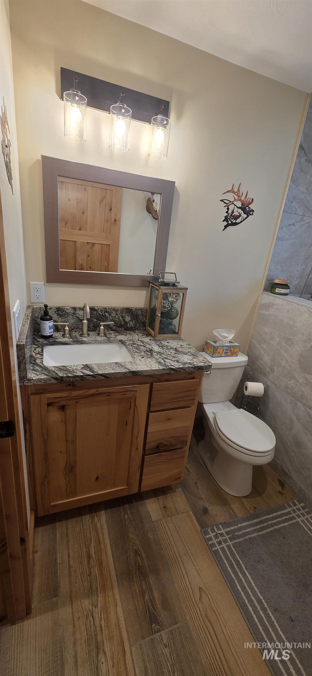 305 Snake River Drive Property Photo 29
