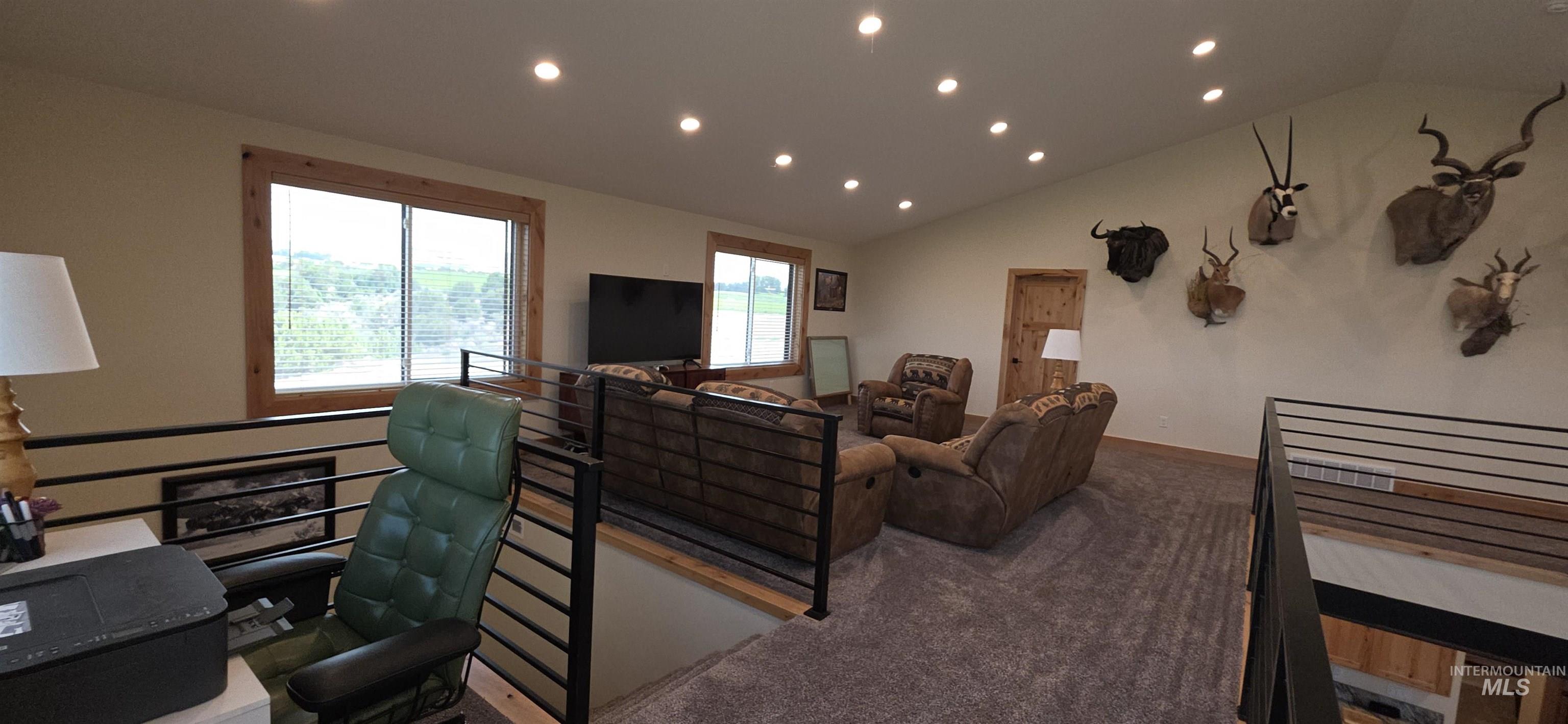 305 Snake River Drive Property Photo 34