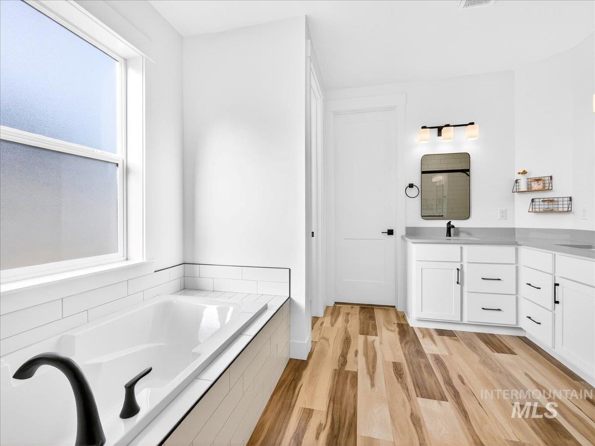 436 October Sky St Property Photo 32
