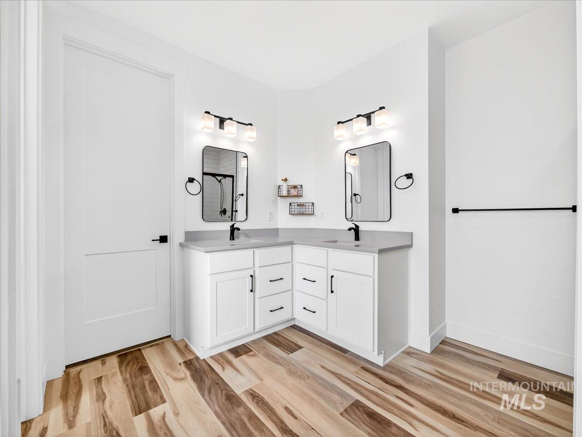 436 October Sky St Property Photo 33
