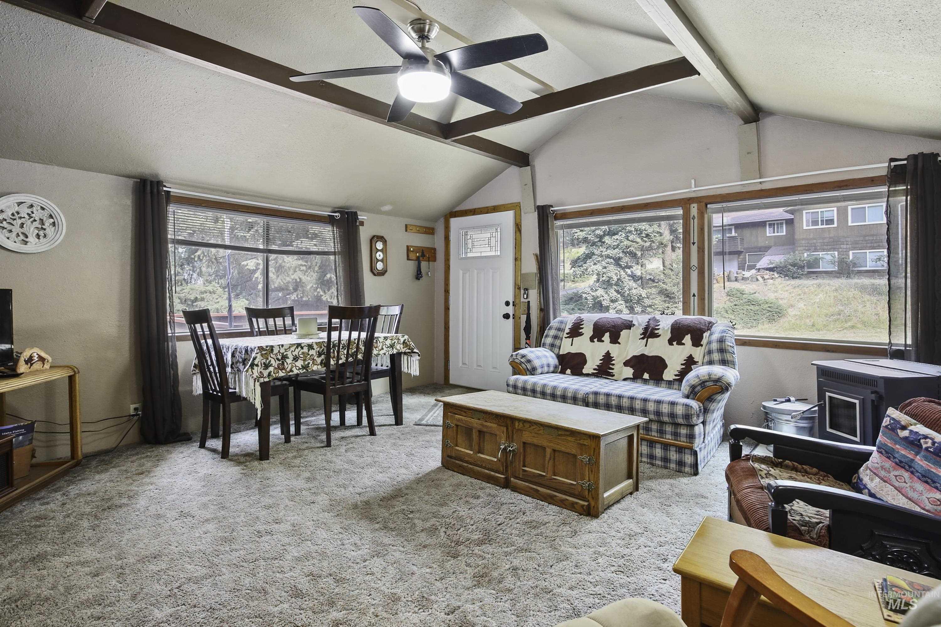 39878 Waha Glen Road Property Photo 3