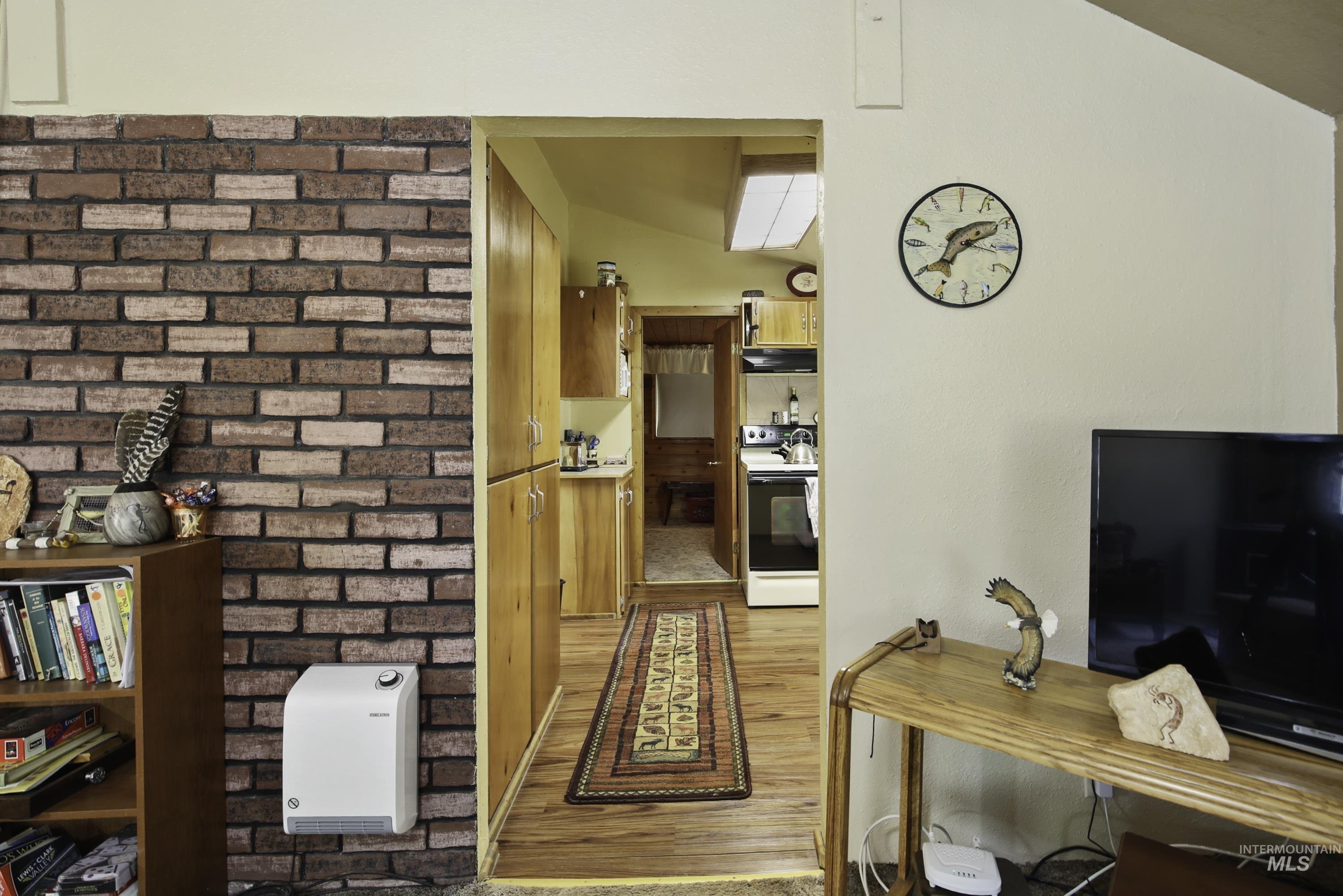 39878 Waha Glen Road Property Photo 7