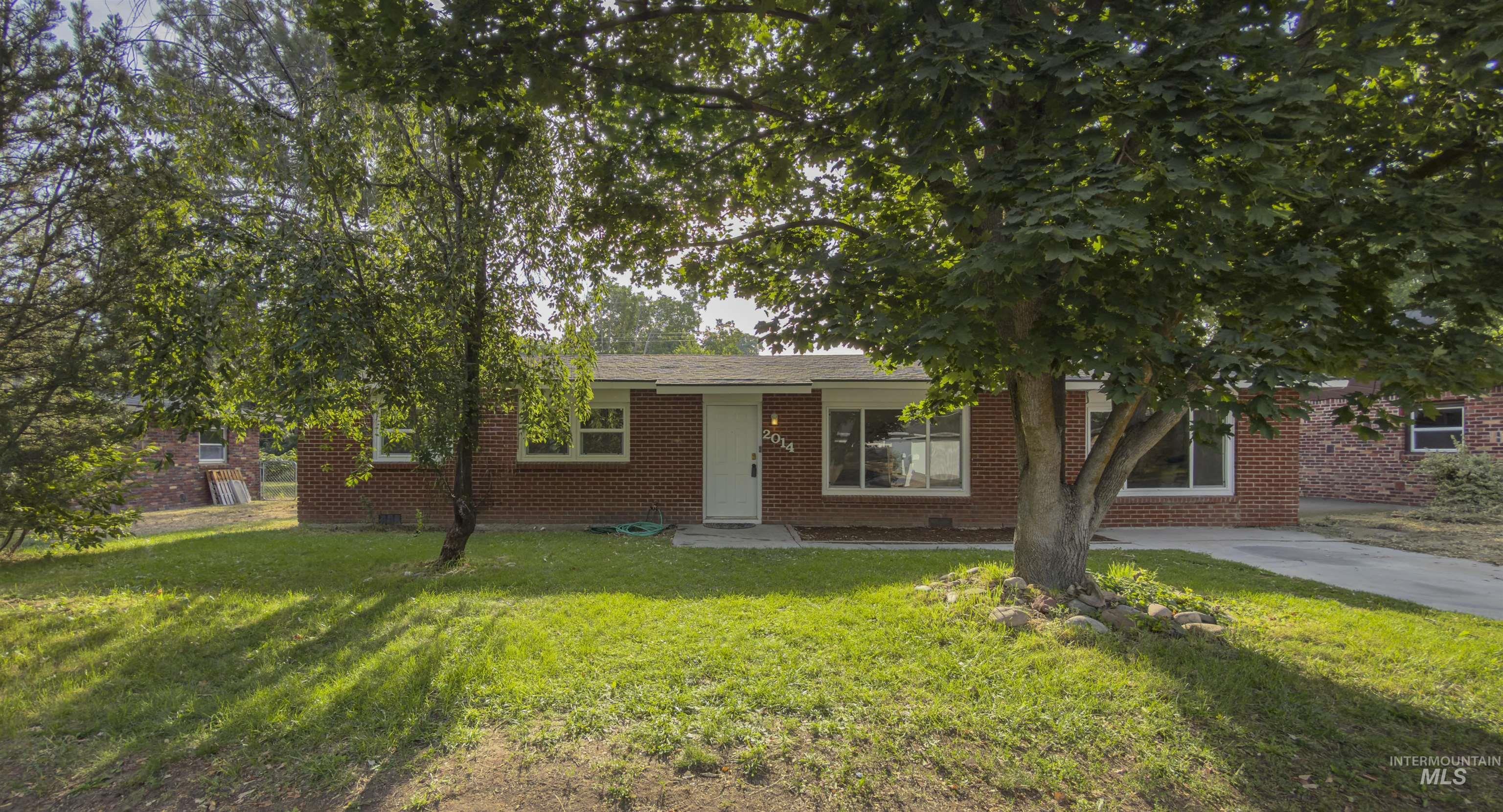 2014 S Jackson St. Property Photo 2