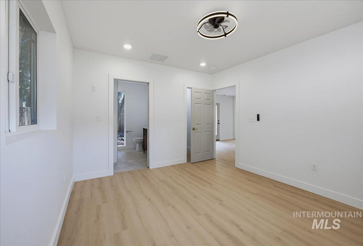 980 N Clithero Dr Property Photo 14