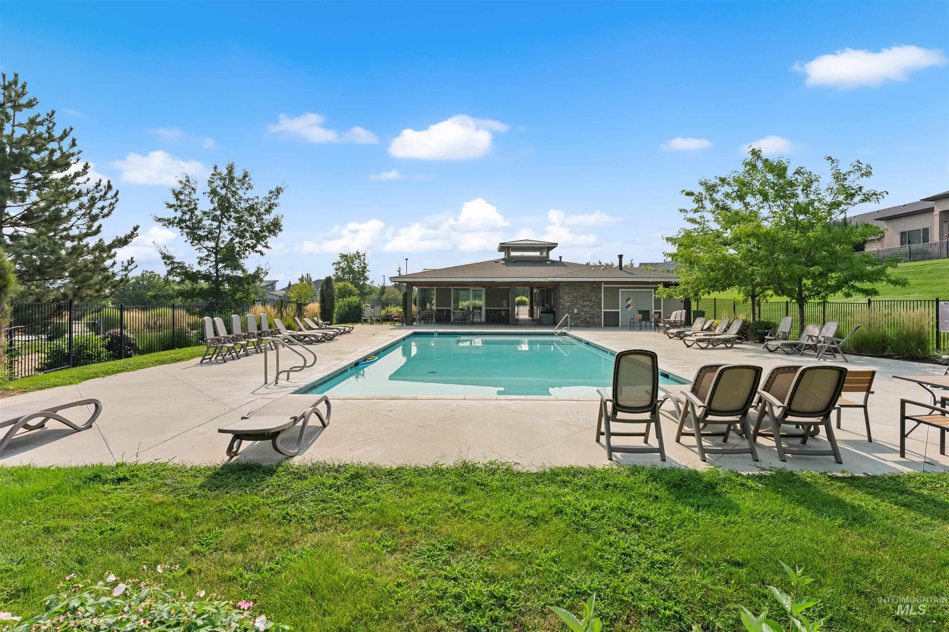1037 E Radiant Ridge Dr. Property Photo 35