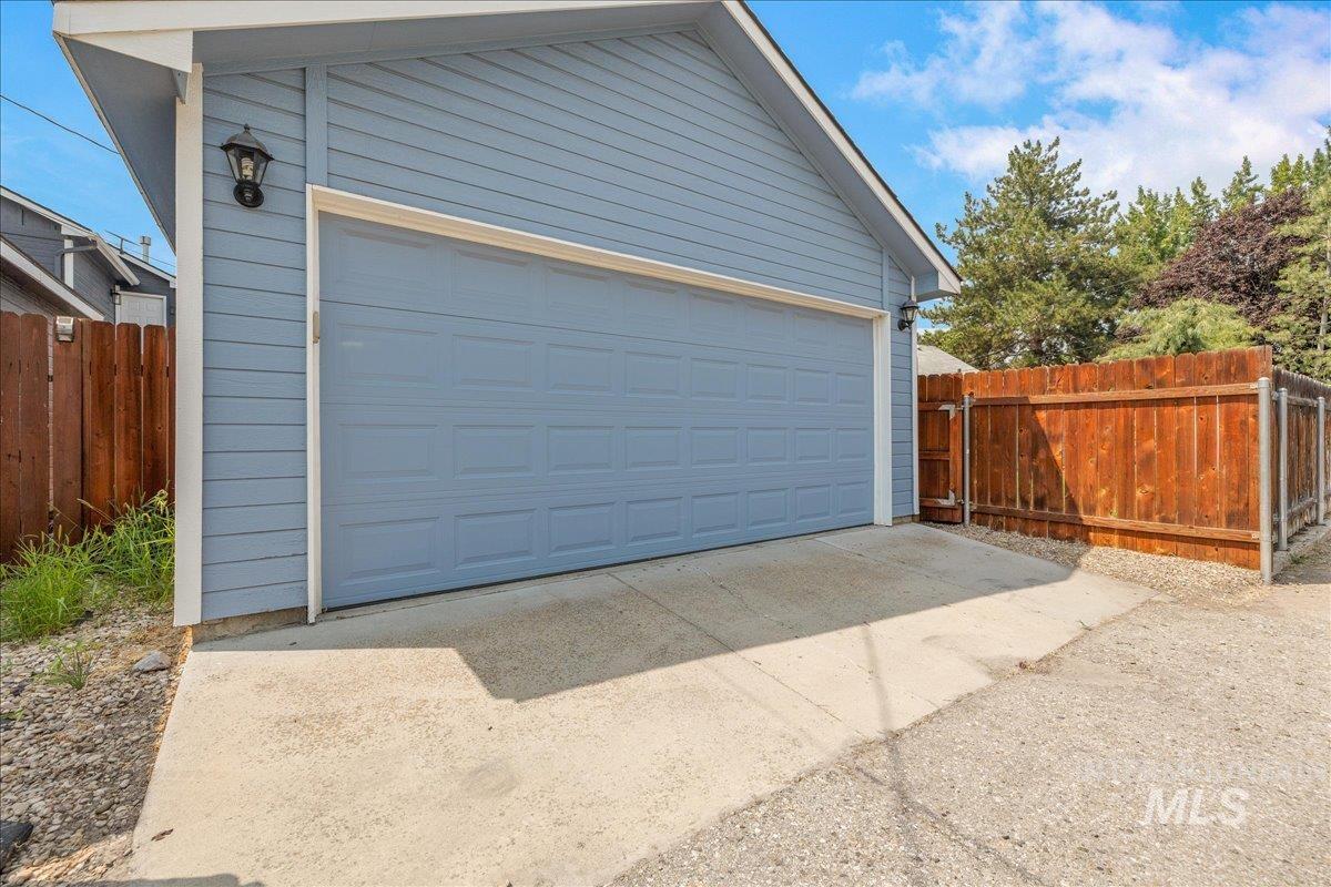1624 S Colorado St Property Photo 42