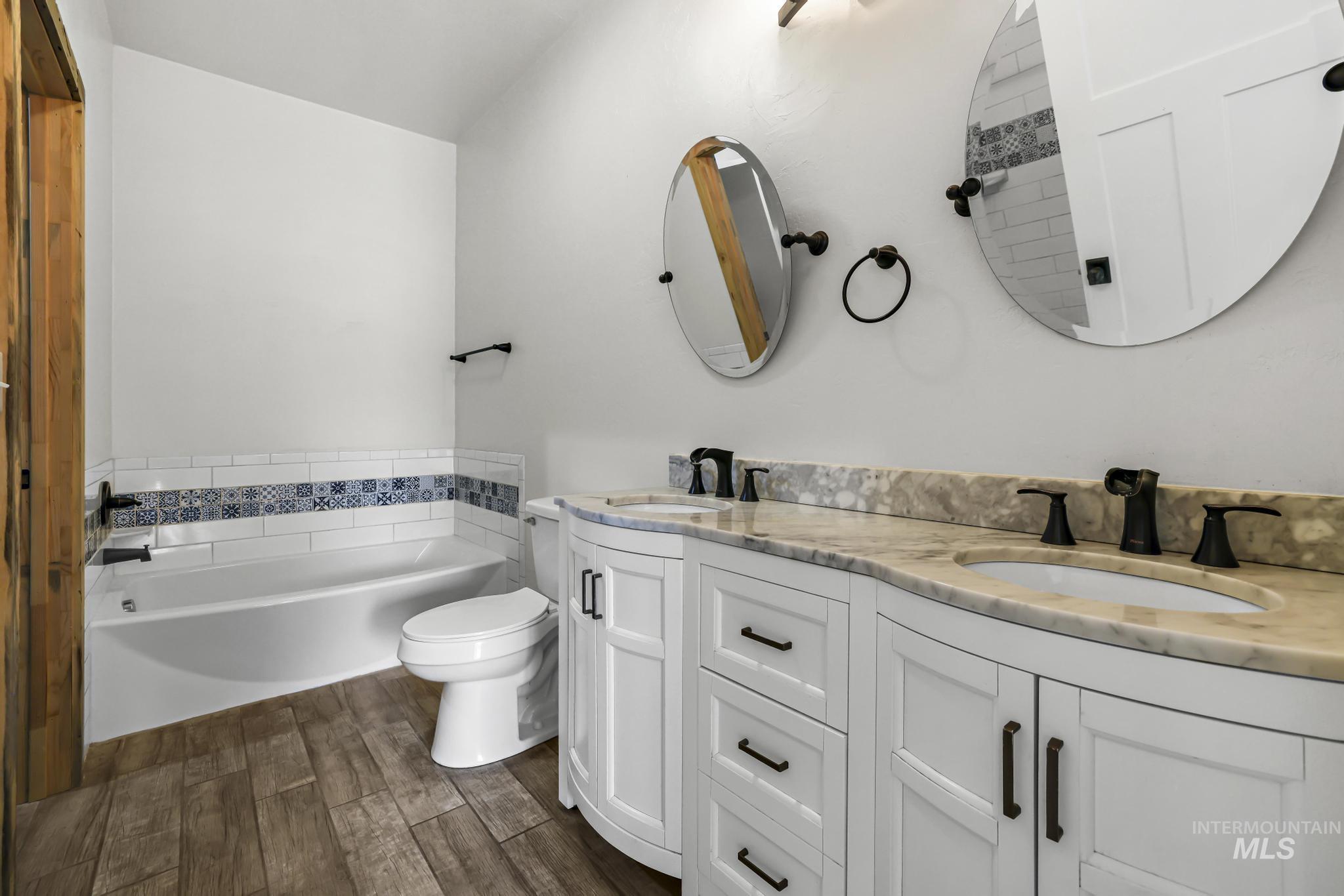 517 2nd Ave. W. Property Photo 18