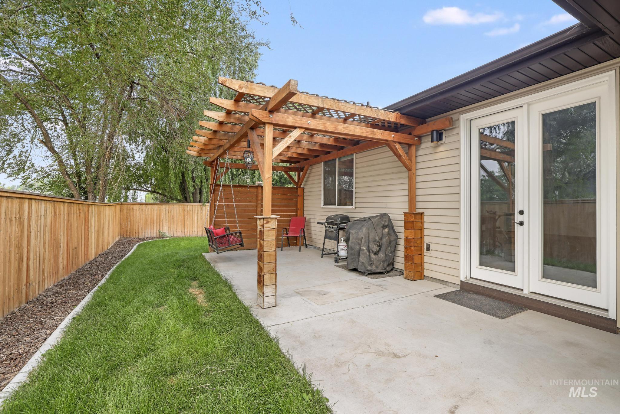 517 2nd Ave. W. Property Photo 29