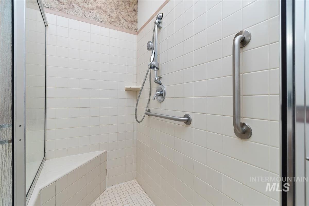 1213 N Faldo Way Property Photo 33
