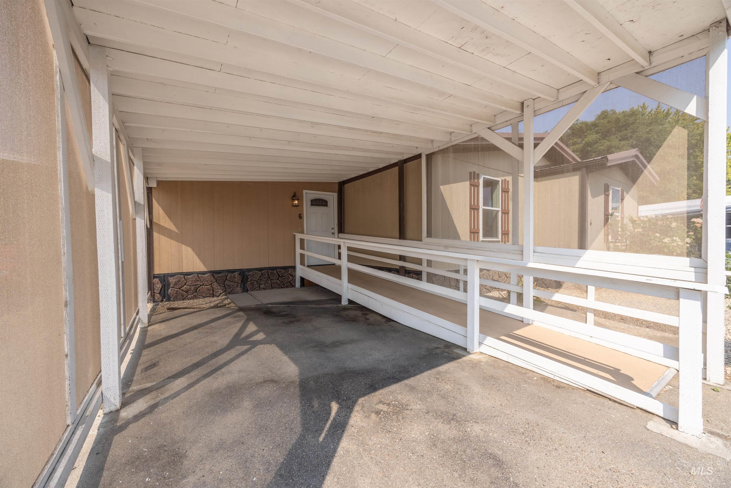 2205 E Linden St #6 Property Photo 7