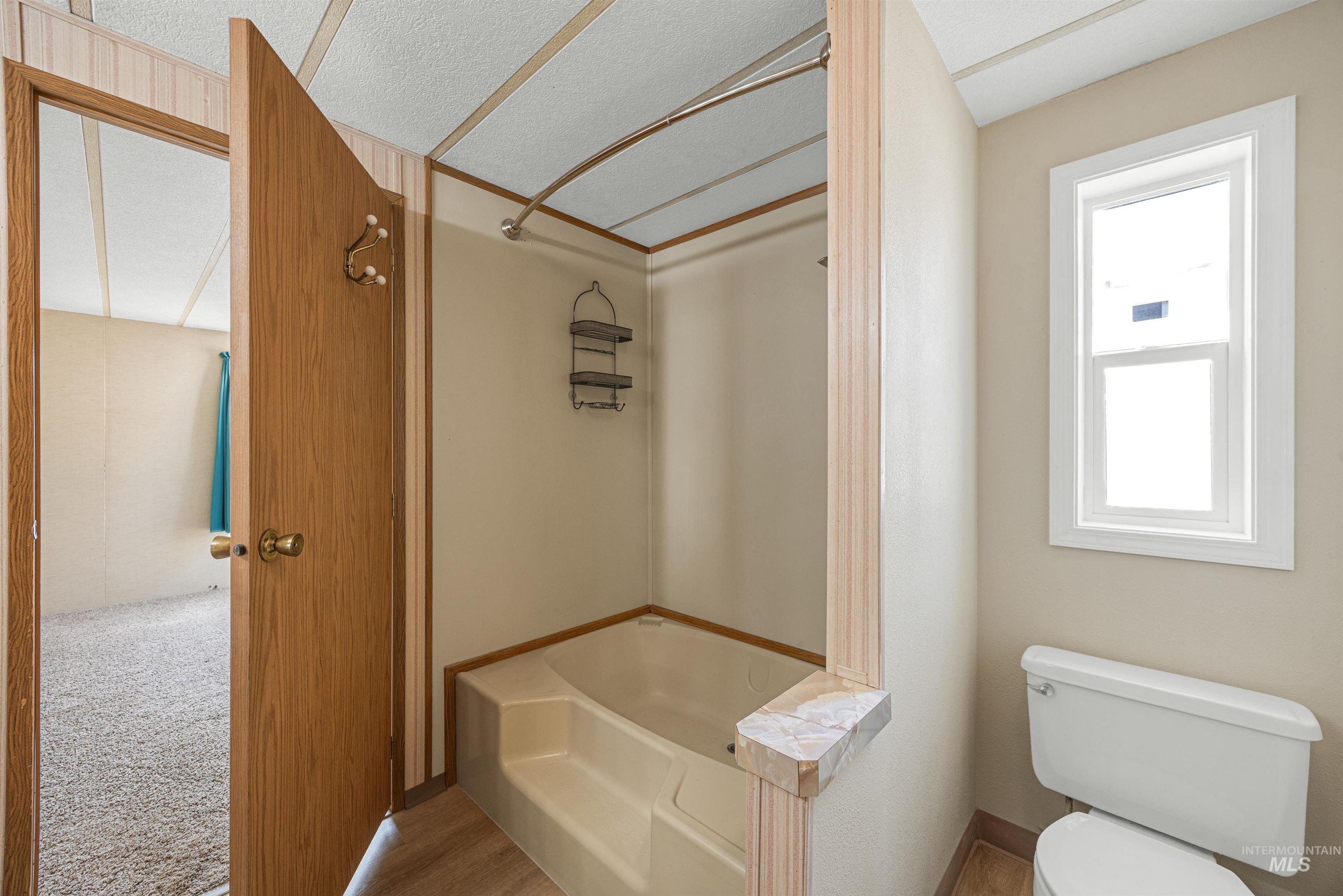 2205 E Linden St #6 Property Photo 14