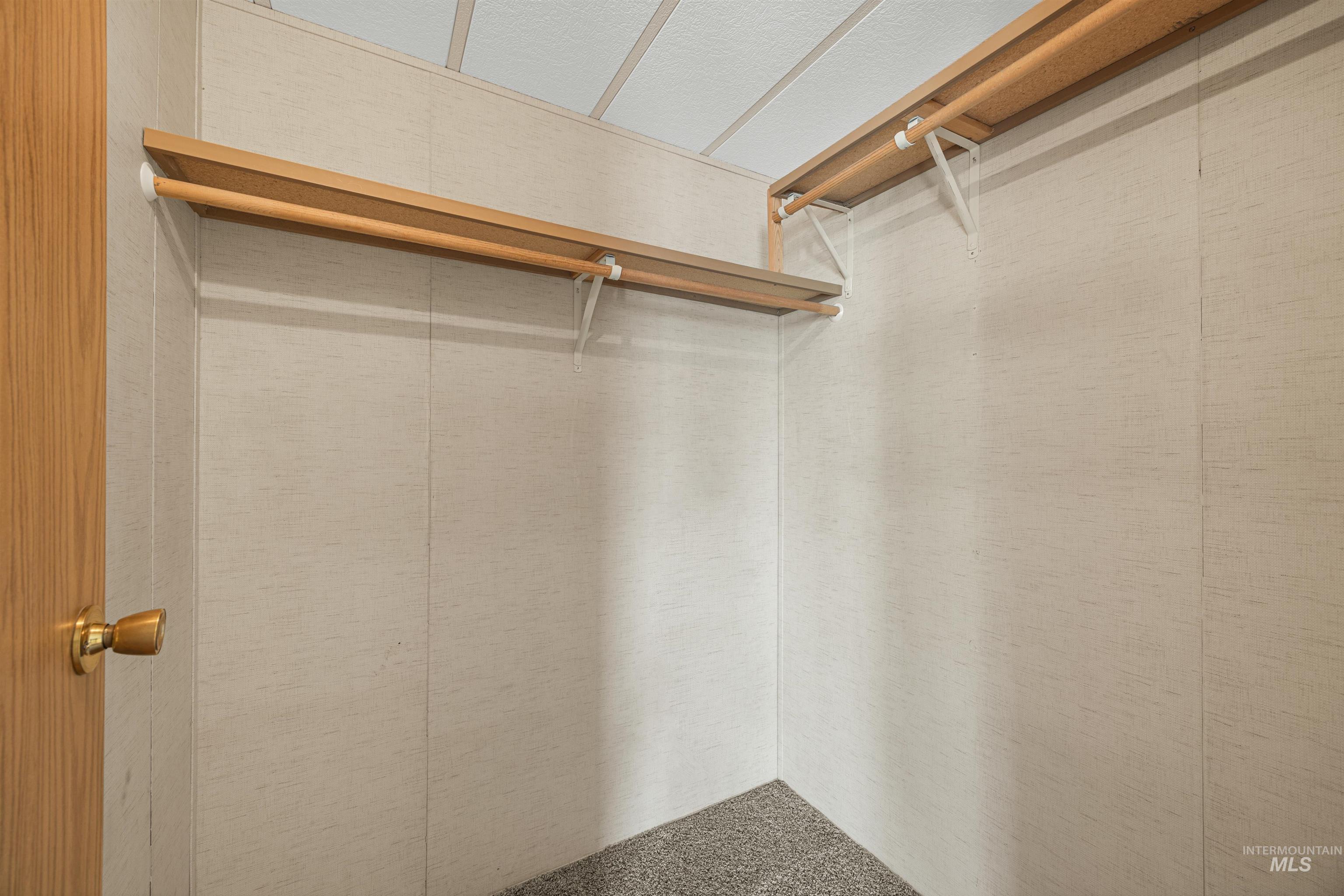 2205 E Linden St #6 Property Photo 16