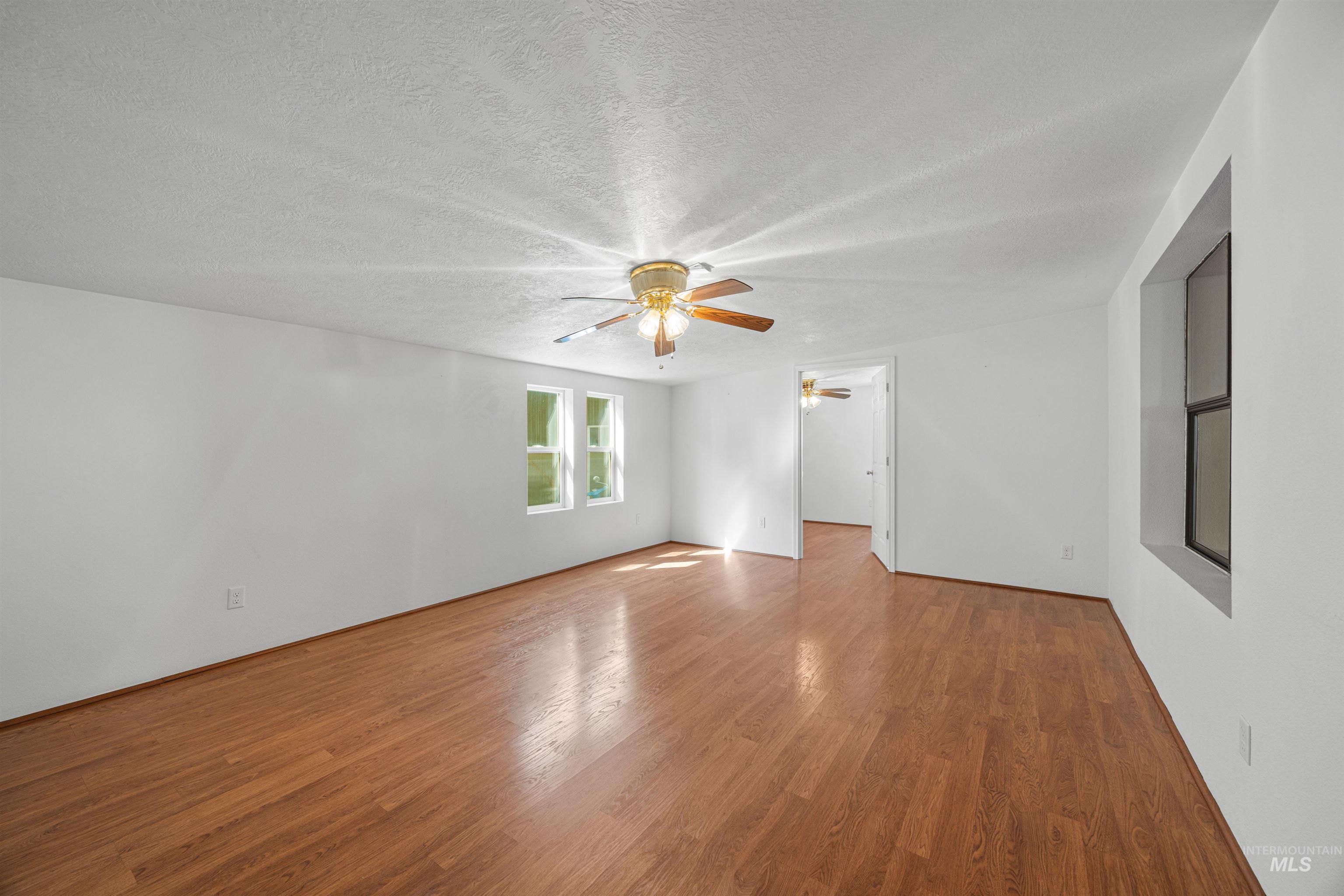 2205 E Linden St #6 Property Photo 31