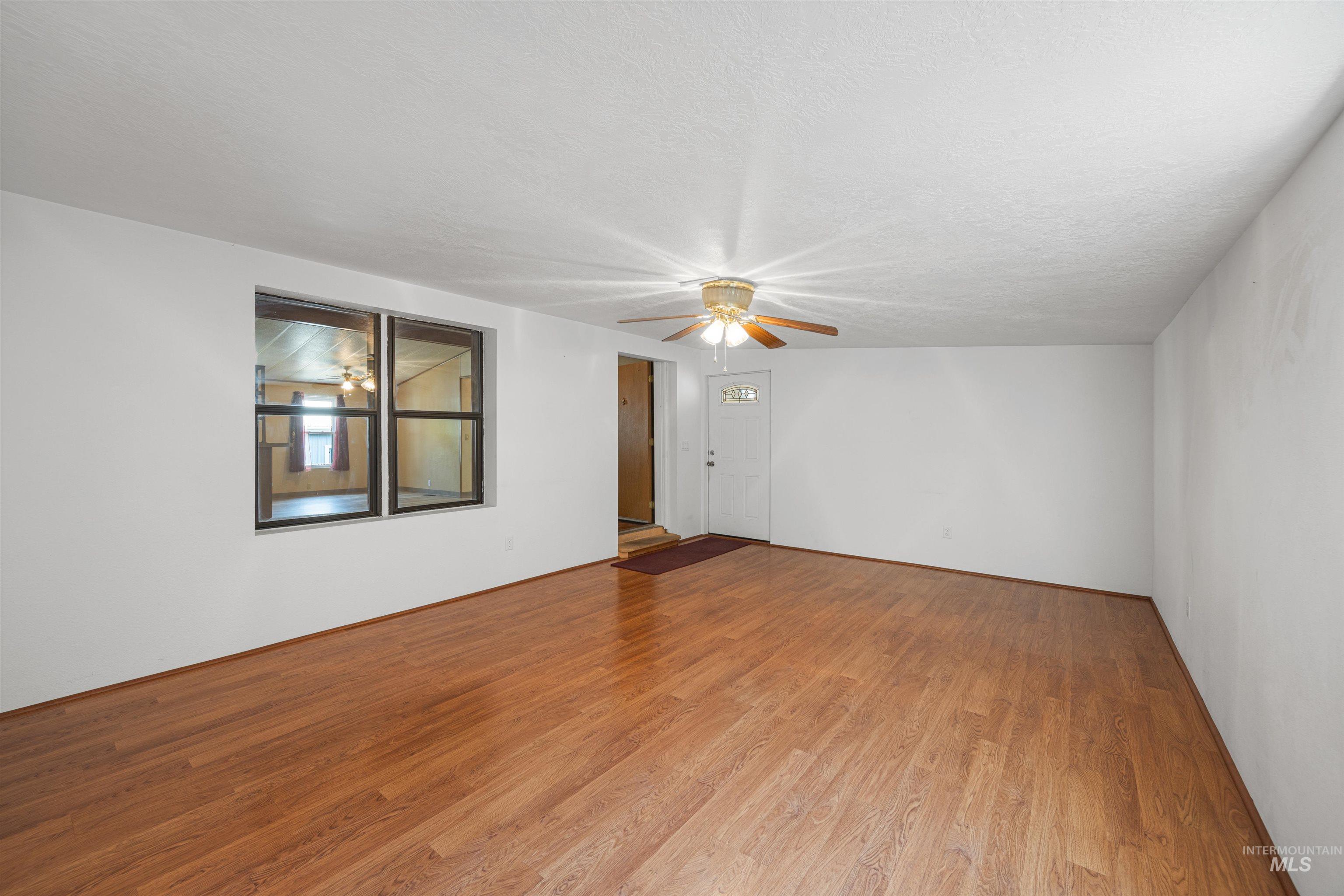 2205 E Linden St #6 Property Photo 32