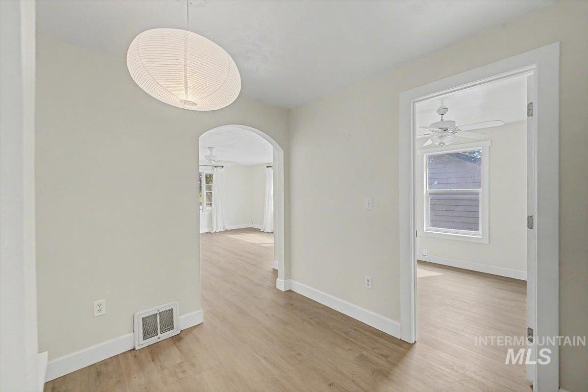215 Shoshone Property Photo 13