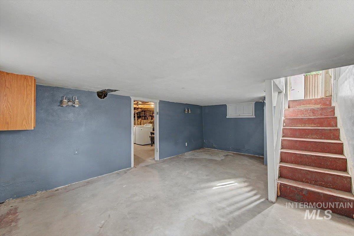 215 Shoshone Property Photo 29