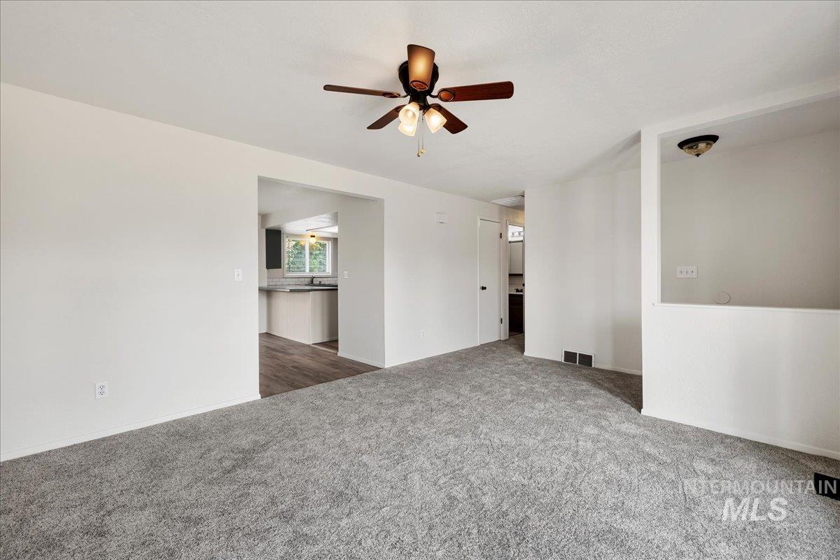73 N Boise Property Photo 7