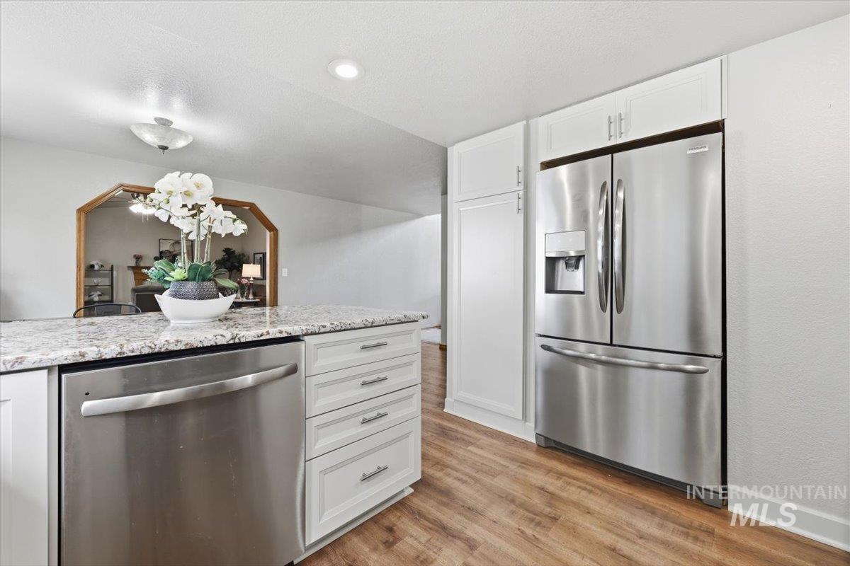 2051 N Applewood Pl Property Photo 24