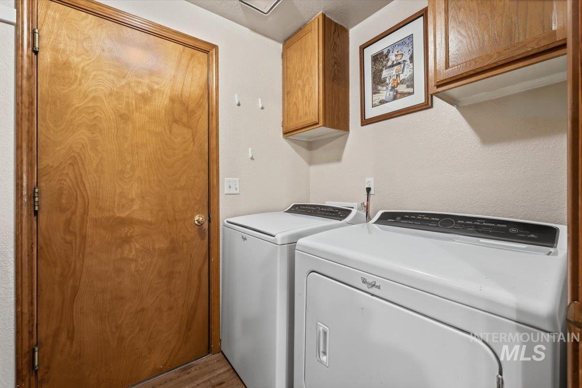 2051 N Applewood Pl Property Photo 25