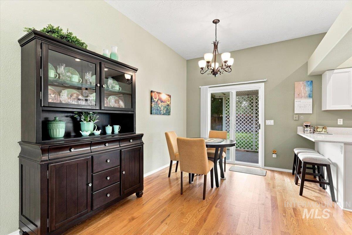 2286 N Wingate Pl, Property Photo 8