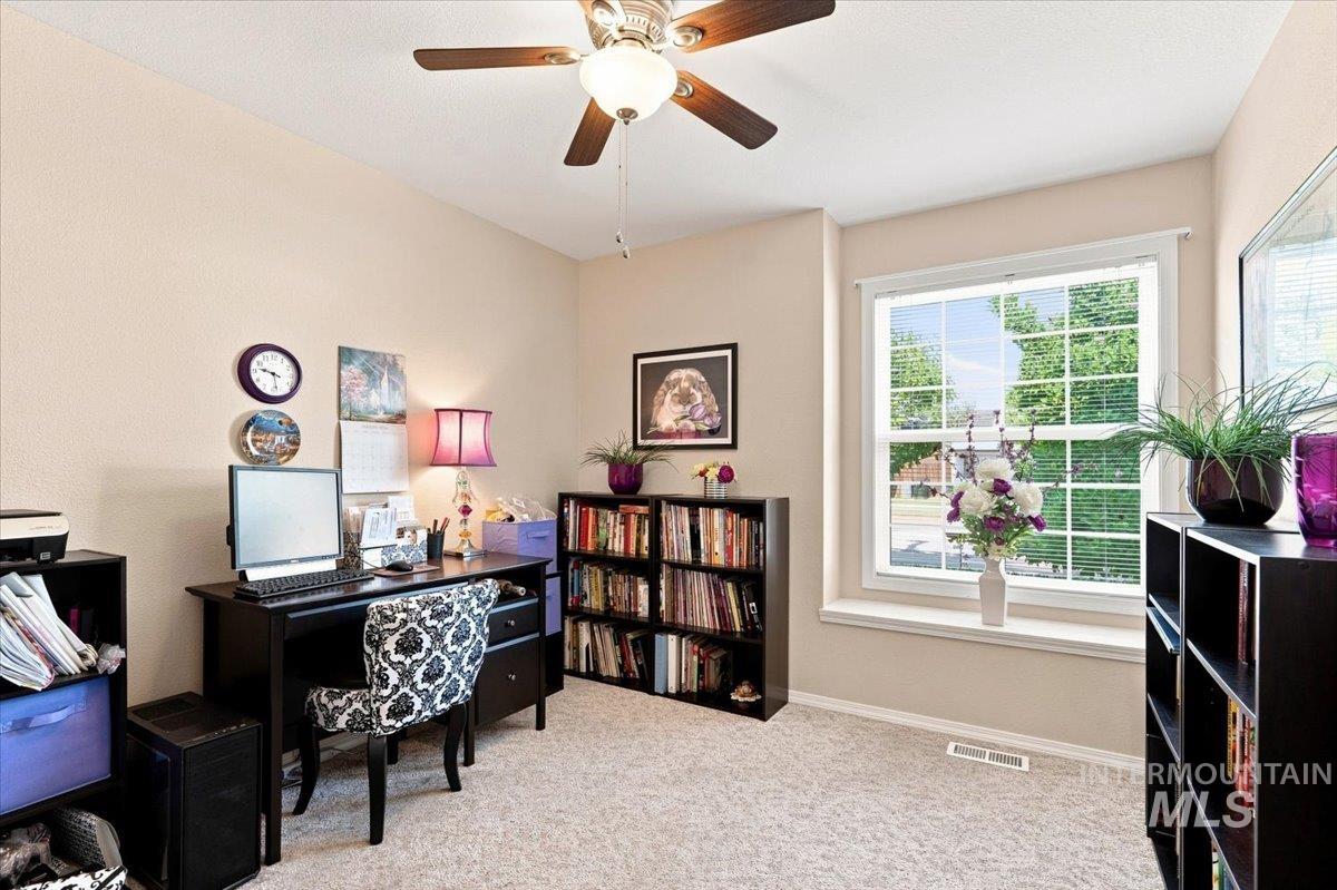 2286 N Wingate Pl, Property Photo 22