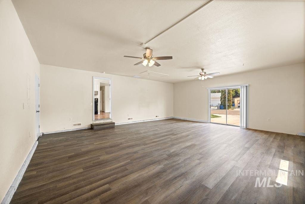1203 Sweetwood Cir Property Photo 18