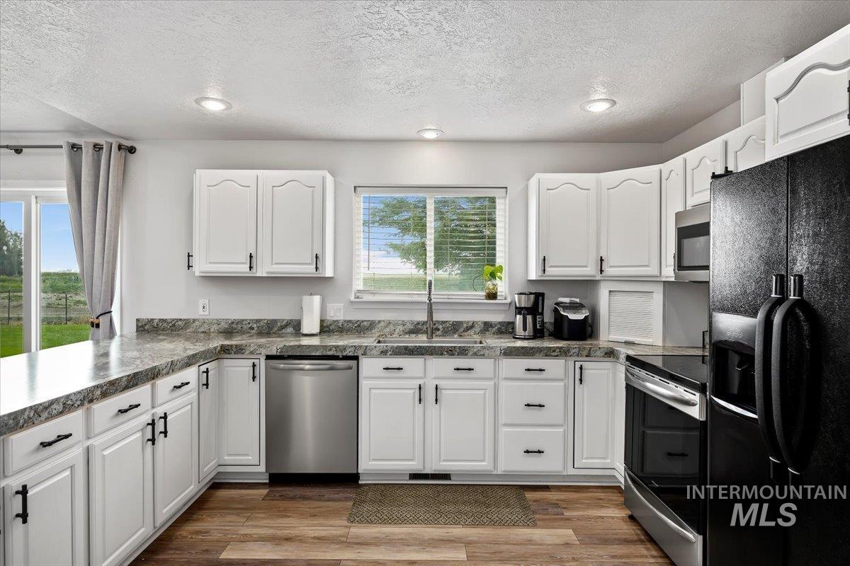 4039 N 1000 East Property Photo 14